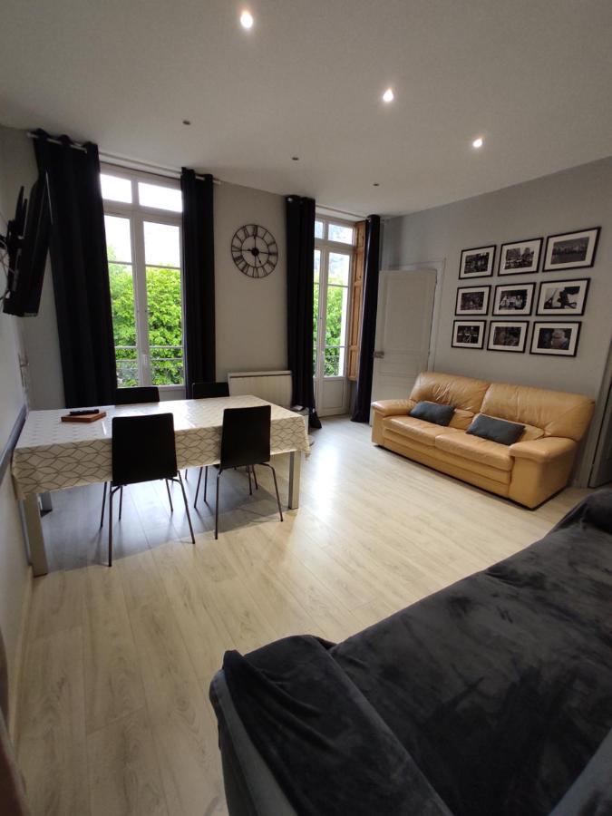 Apartmán Agreable T2 Au Centre De Luchon Bagnères-de-Luchon Exteriér fotografie